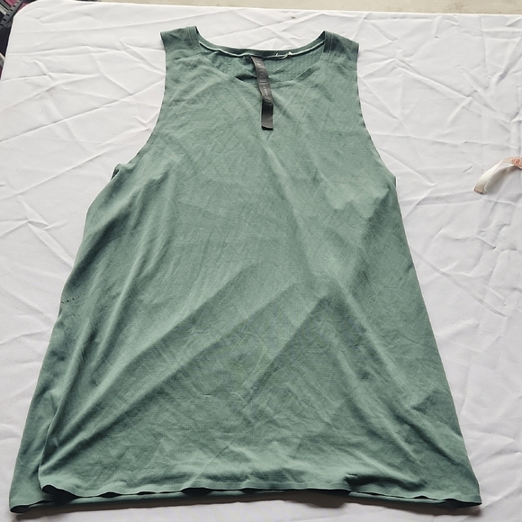 lululemon athletica Tops - Lululemon Women's Green Sleeveless Top